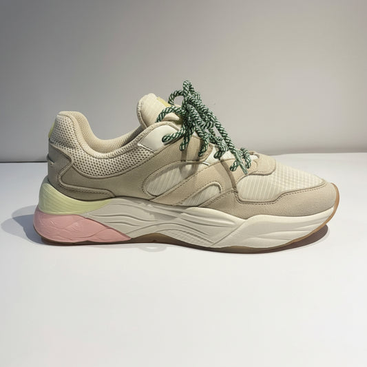 WOMENS RUNNING SHOES