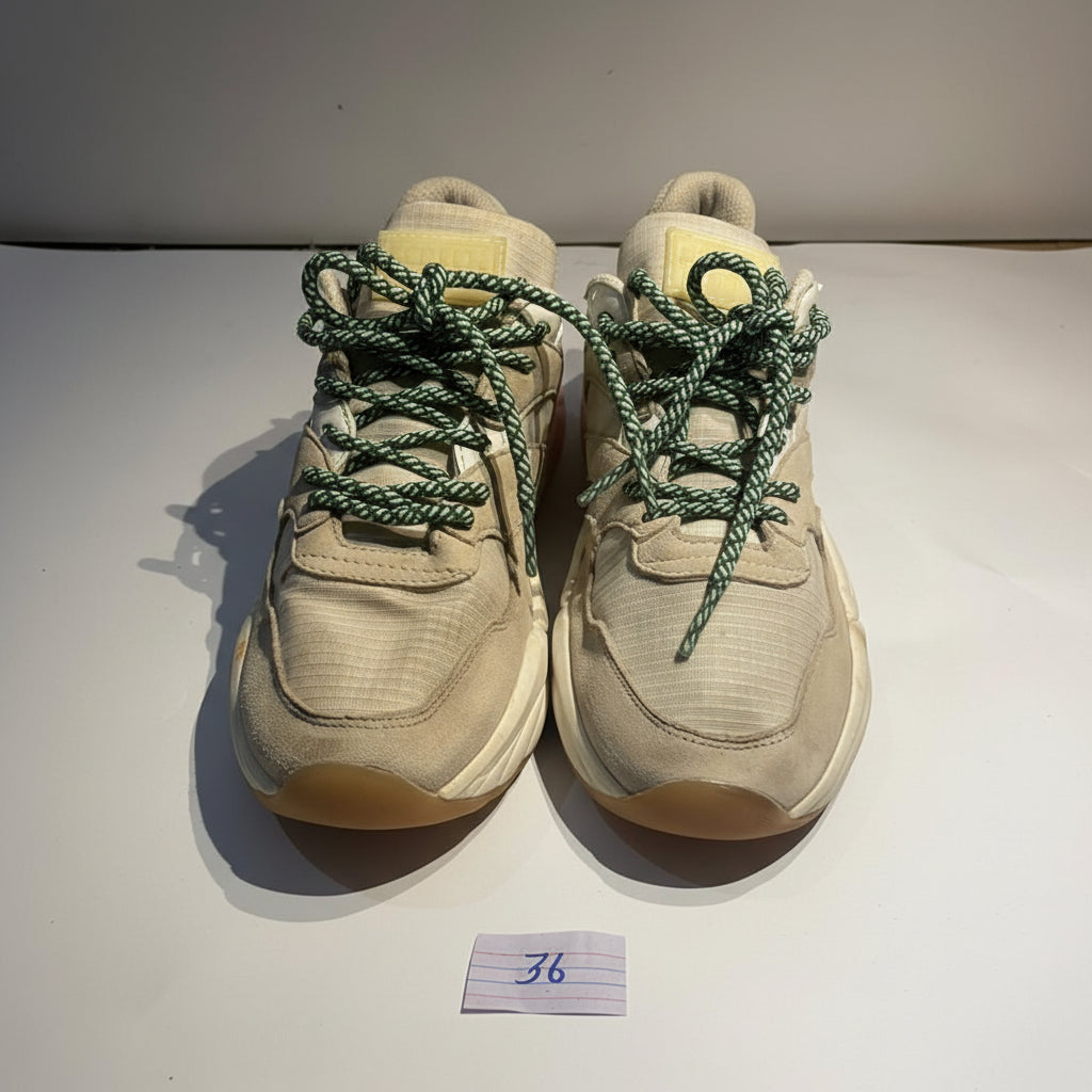 WOMENS RUNNING SHOES