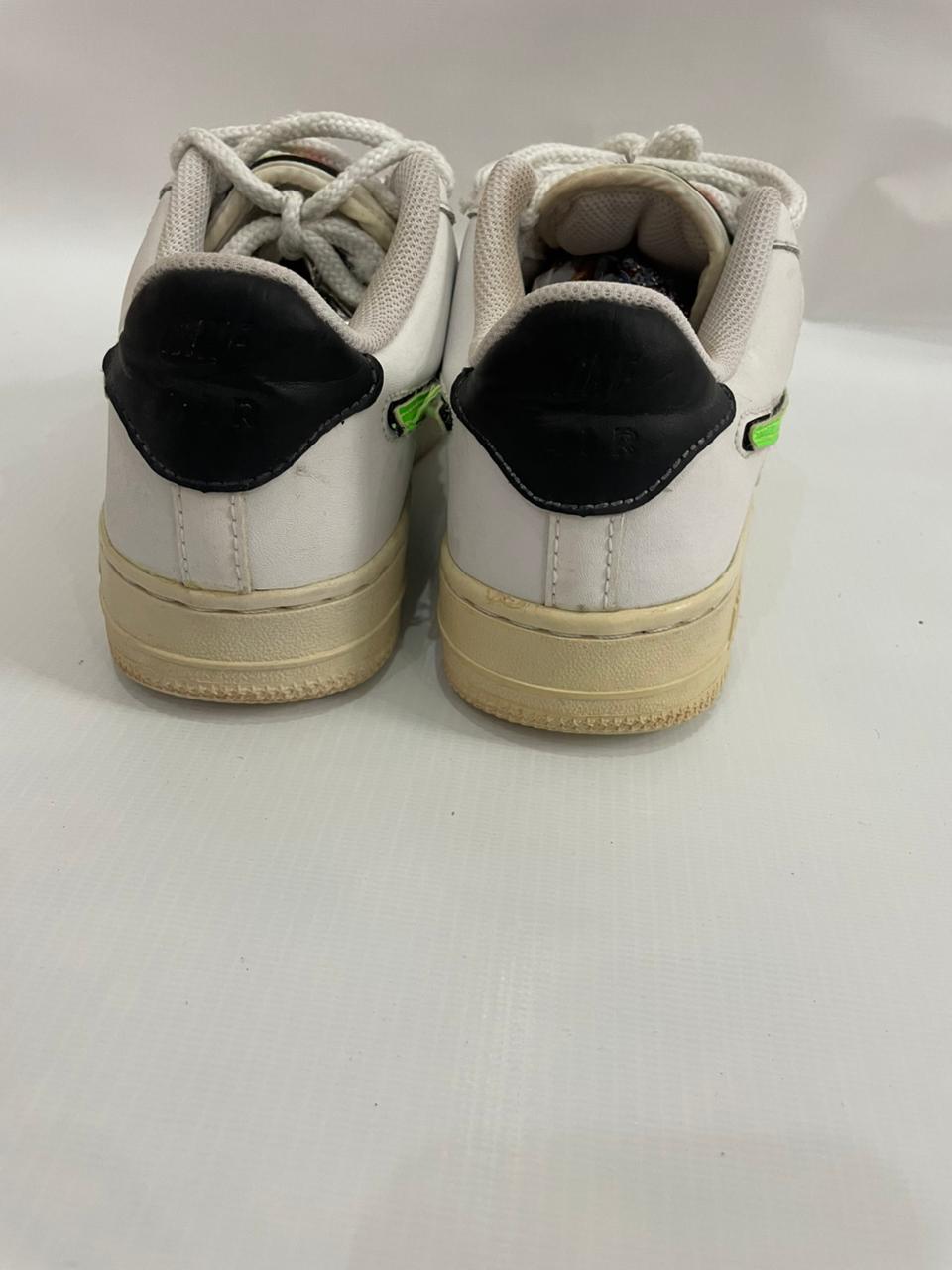 Nike white sneaker