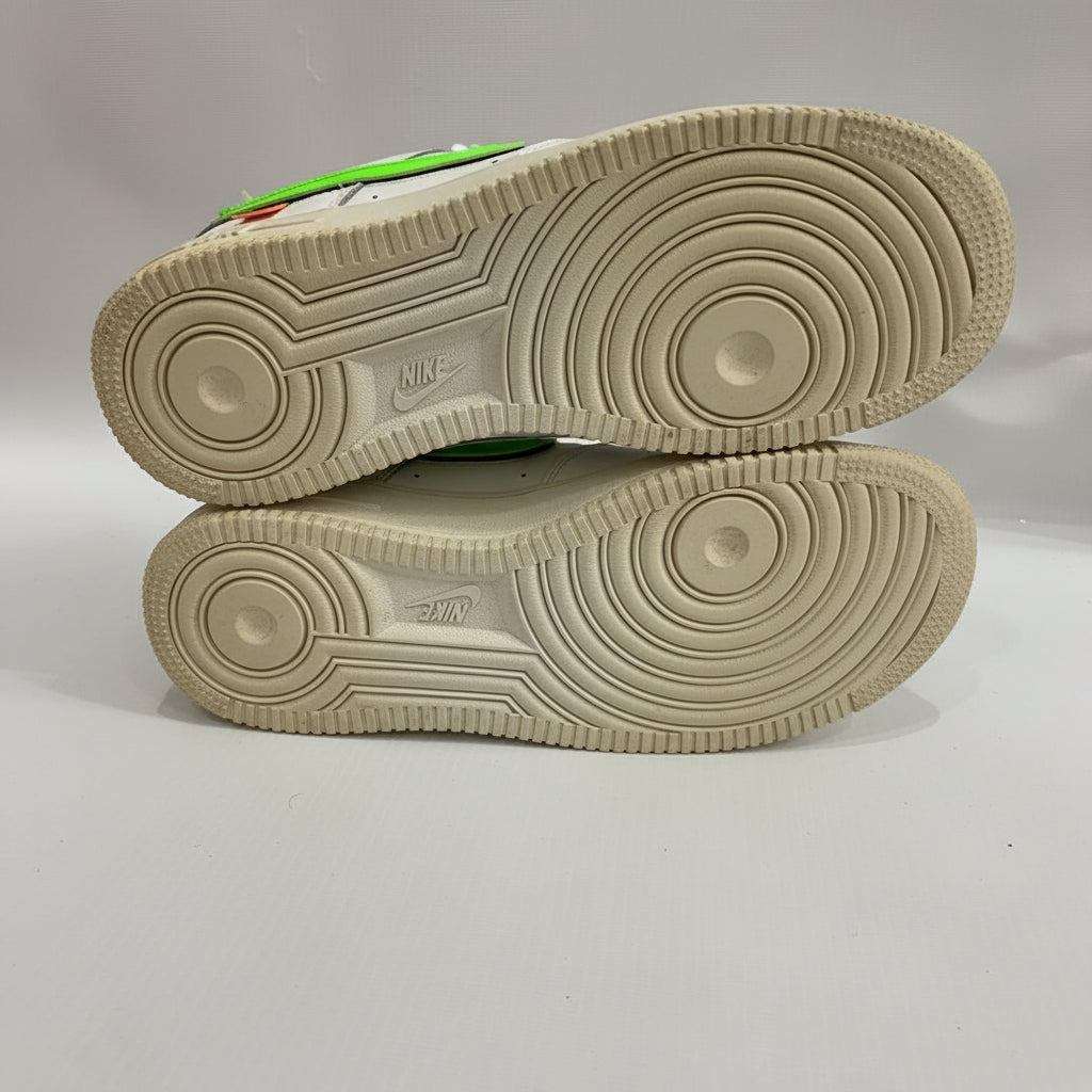 Nike white sneaker