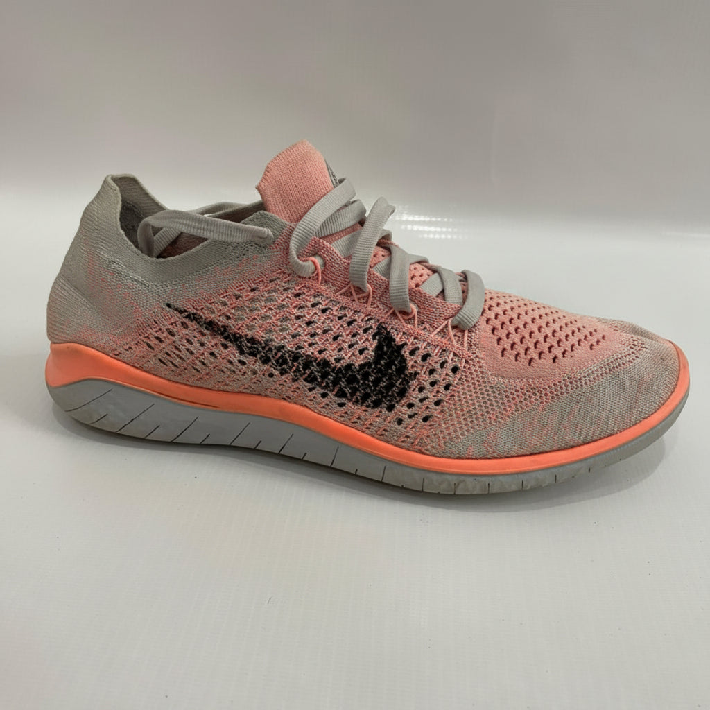 NIKE  SNEAKER