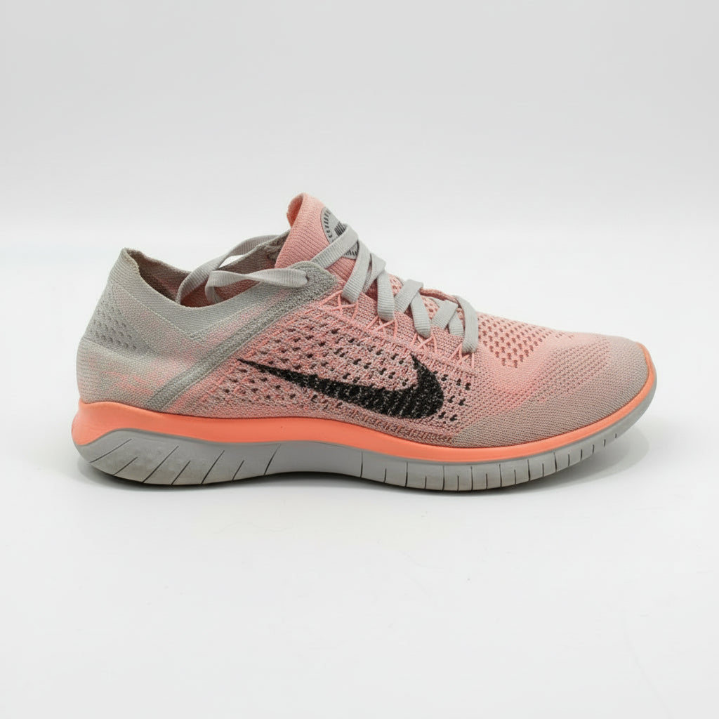 NIKE  SNEAKER